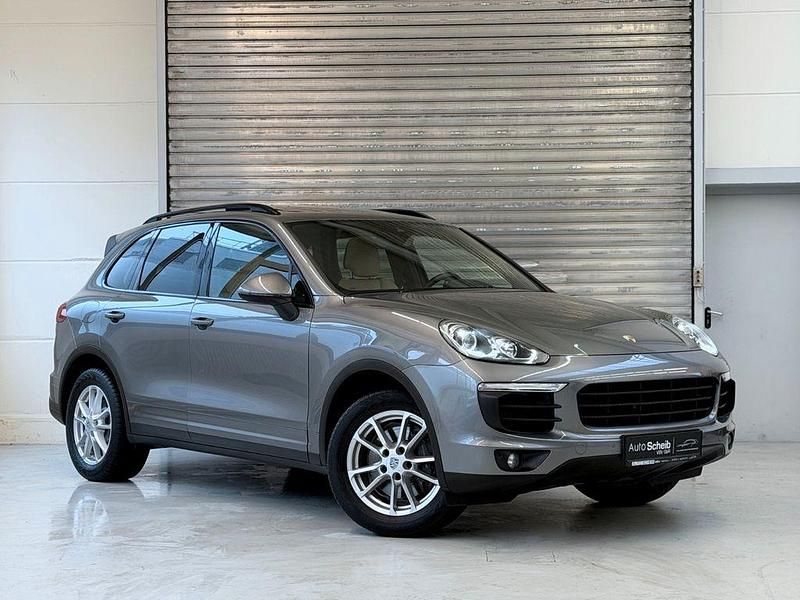 Gebraucht Porsche Cayenne 262 PS (192 kW) 2015 Grau SUV