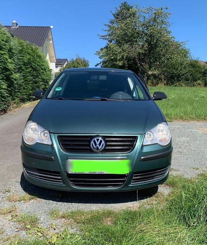Grün Gebraucht 2006 VW Polo Kleinwagen | 600 € (Superpreis) - Bild 1/4