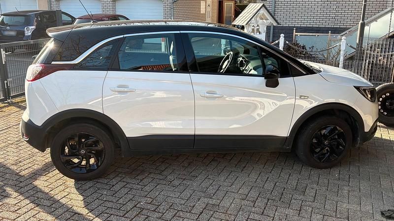 Gebraucht Opel Crossland X 131 PS (96 kW) 2021 Andere farben SUV