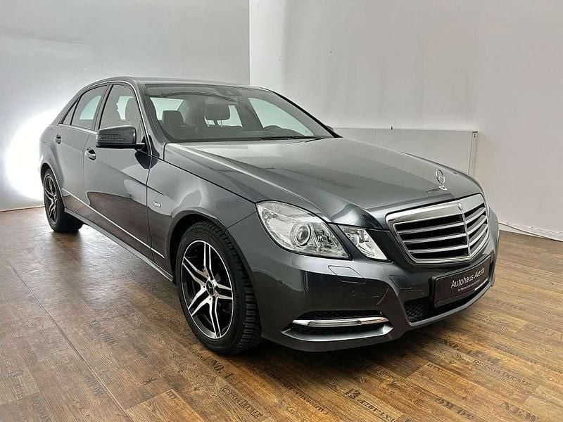 Gebraucht Mercedes E200 136 PS (100 kW) 2014 Grau Limousine
