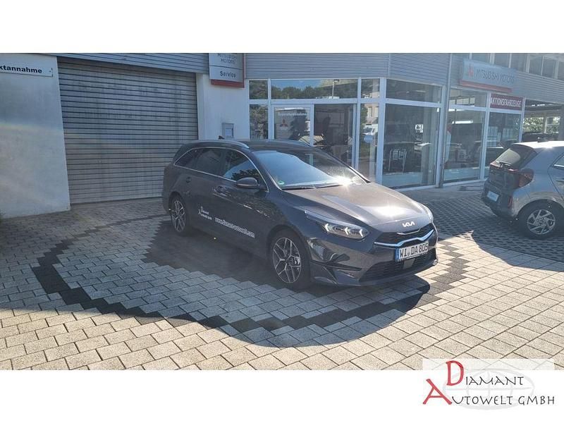 Gebraucht Kia Ceed Sportswagon Platinum Edition 140 PS (102 kW) 2025 Grau Kombi