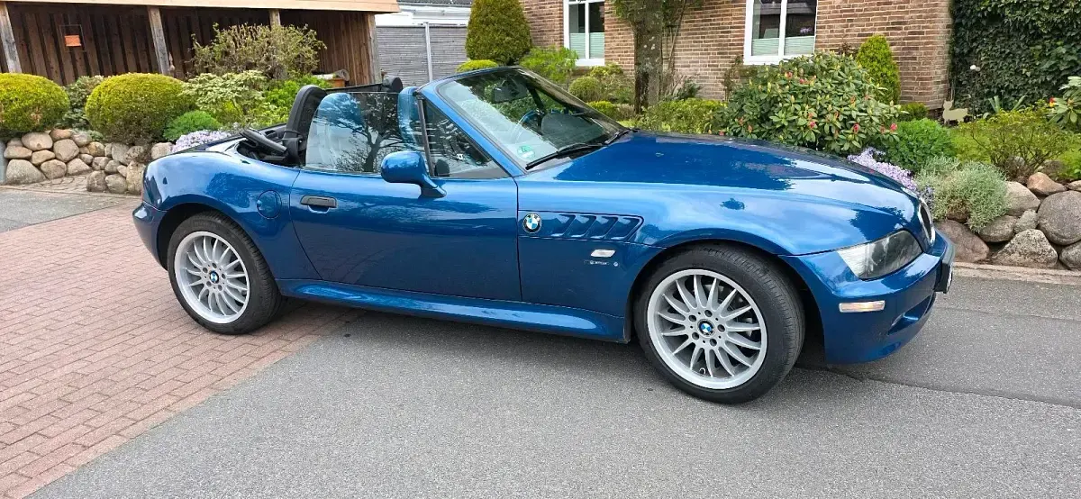 Gebraucht BMW Z3 118 PS (86 kW) 2026 Blau Cabrio