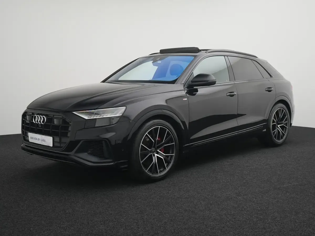 Gebraucht Audi Q8 S-Line 286 PS (210 kW) 2018 Orcaschwarz metallic SUV