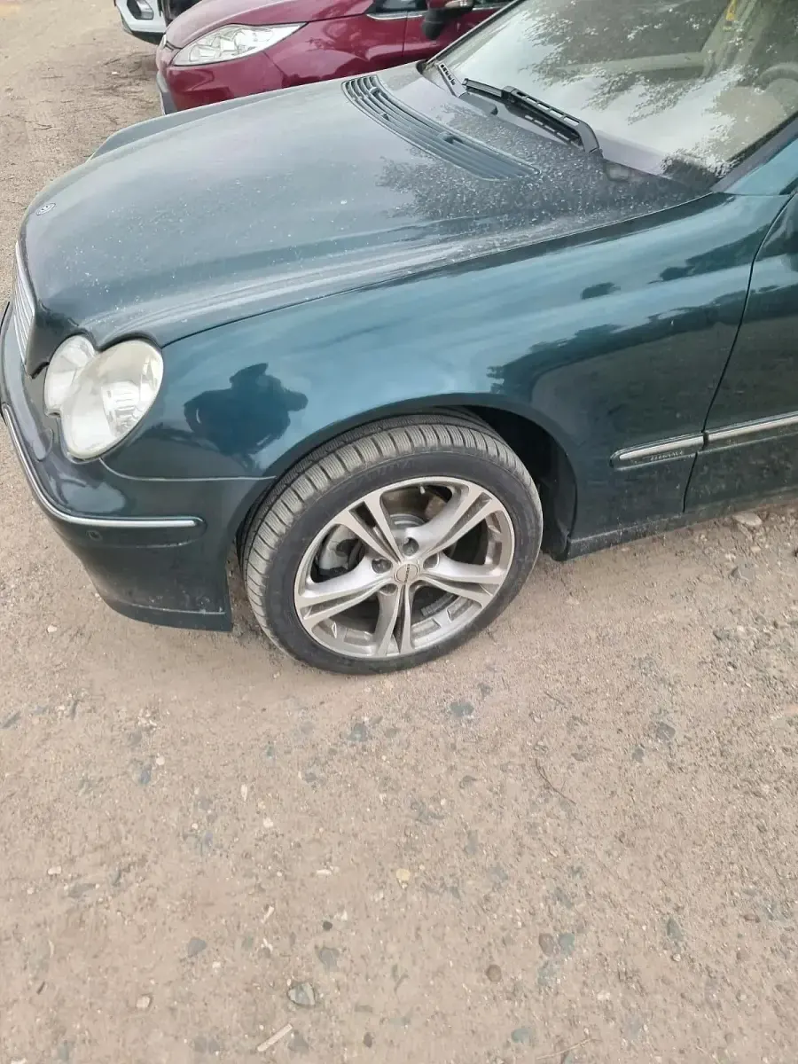 Gebraucht Mercedes C320 218 PS (160 kW) 2005 Andere farben Kombi