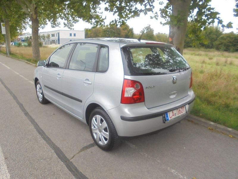Gebraucht VW Polo 75 PS (55 kW) 2002 Silber Kleinwagen