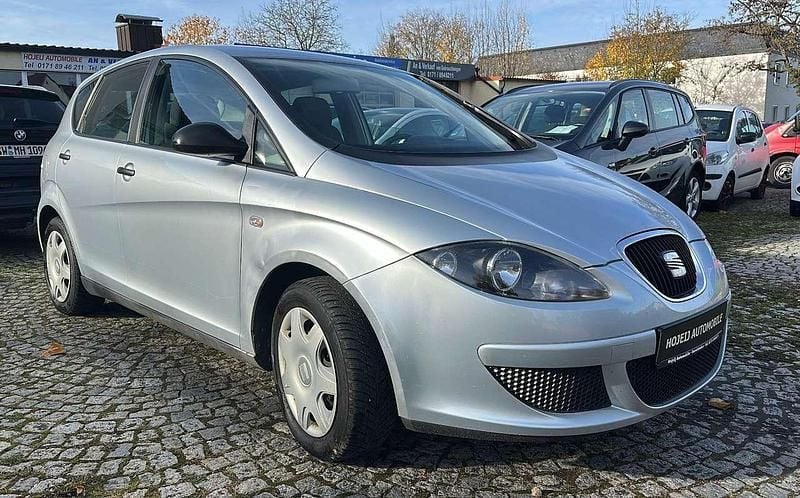 Gebraucht Seat Altea Reference 102 PS (75 kW) 2009 Luna grey Van / Kleinbus