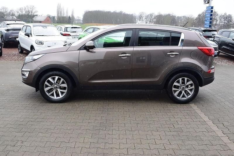 Gebraucht Kia Sportage DREAM-TEAM Edition 135 PS (99 kW) 2015 Beige SUV