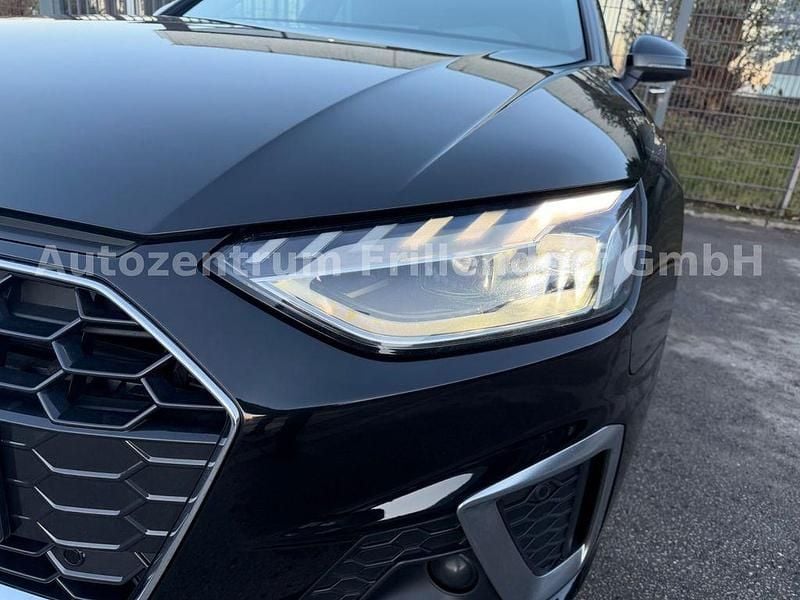 Gebraucht Audi A4 S-Line 163 PS (119 kW) 2020 Mythosschwarz metallic Kombi