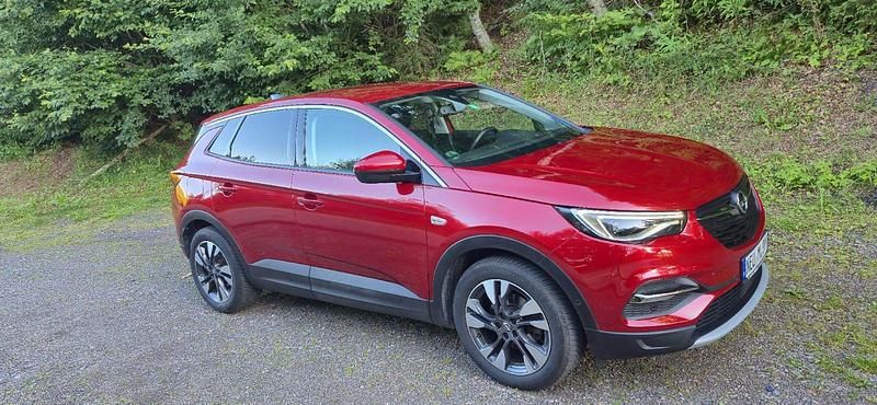 Rot Gebraucht 2019 Opel Grandland X SUV | 18.200 € (Superpreis) - Bild 1/4