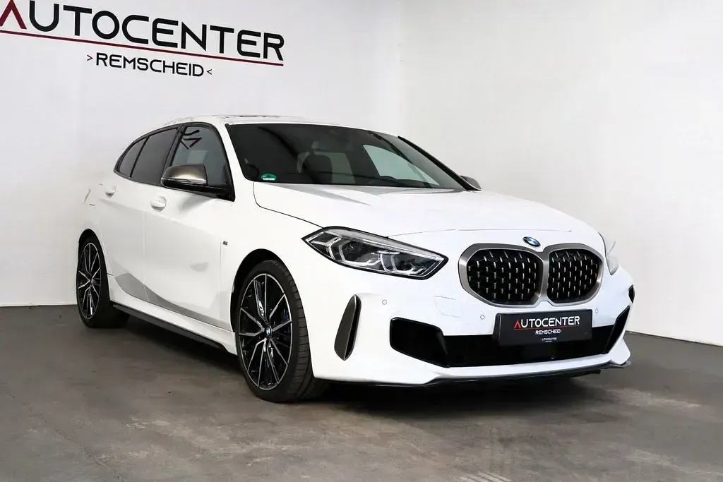 Gebraucht BMW M135 Shadowline 306 PS (225 kW) 2020 Weiß Kleinwagen
