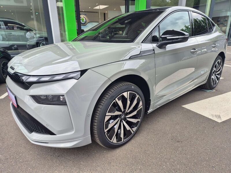 Steelgrau Neu 2025 Skoda Enyaq iV SportLine SUV | 54.300 € (Fairer Preis) - Bild 1/4