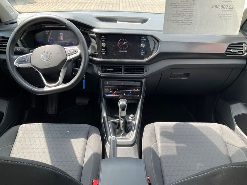 Gebraucht VW T-Cross Life 110 PS (80 kW) 2023 Silber SUV