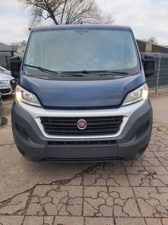 Second-hand Fiat Ducato 116 CP (85 kW) 2016 Albastru Van