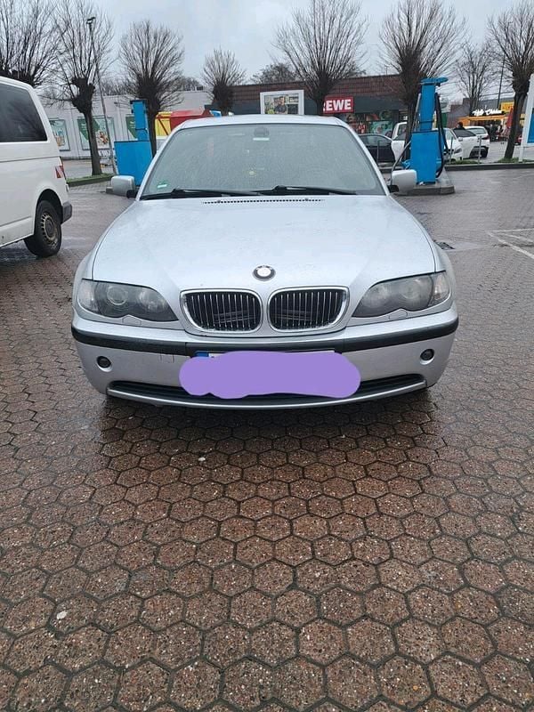 Gebraucht BMW 318 143 PS (105 kW) 2004 Silber Limousine