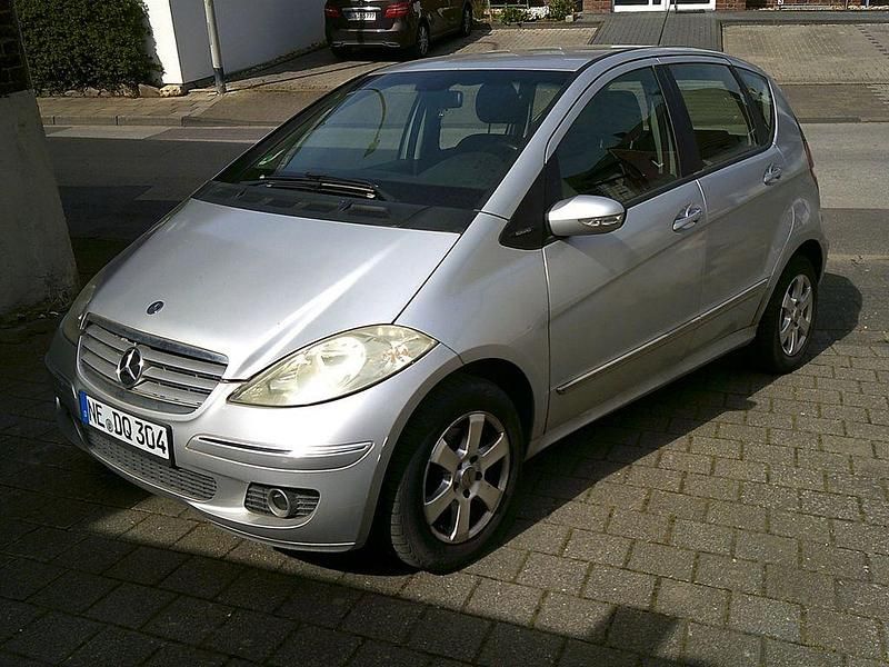 Gebraucht Mercedes A150 95 PS (69 kW) 2004 Silber Limousine