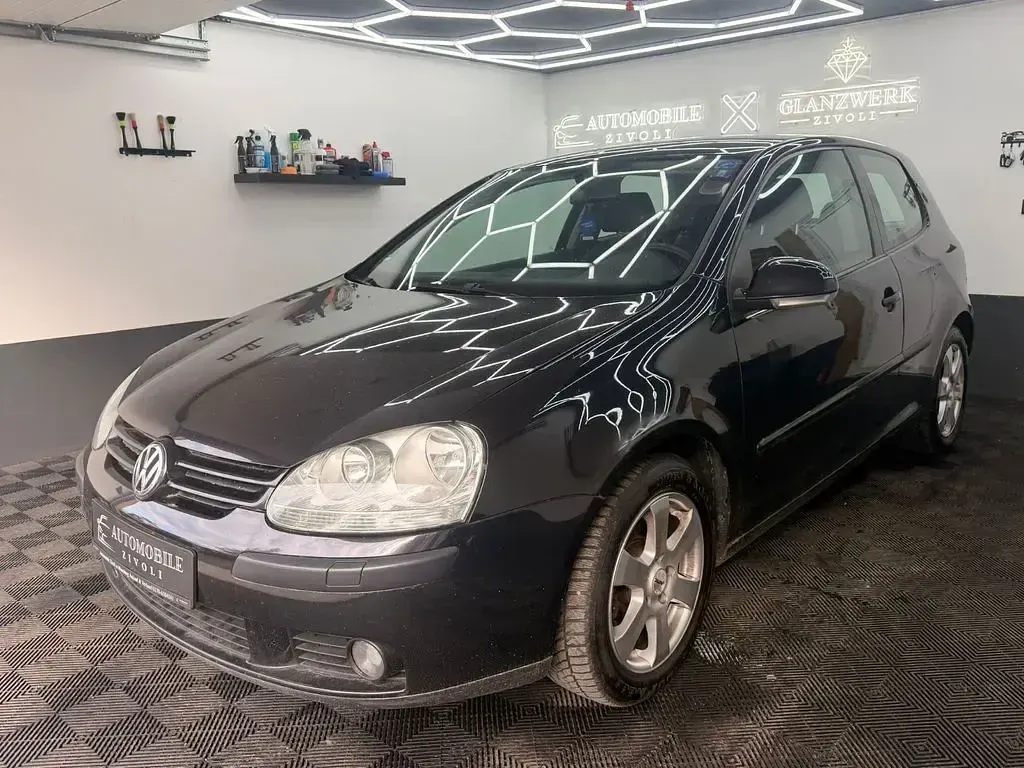 Gebraucht VW Golf IV Trendline 105 PS (77 kW) 2004 Schwarz Limousine