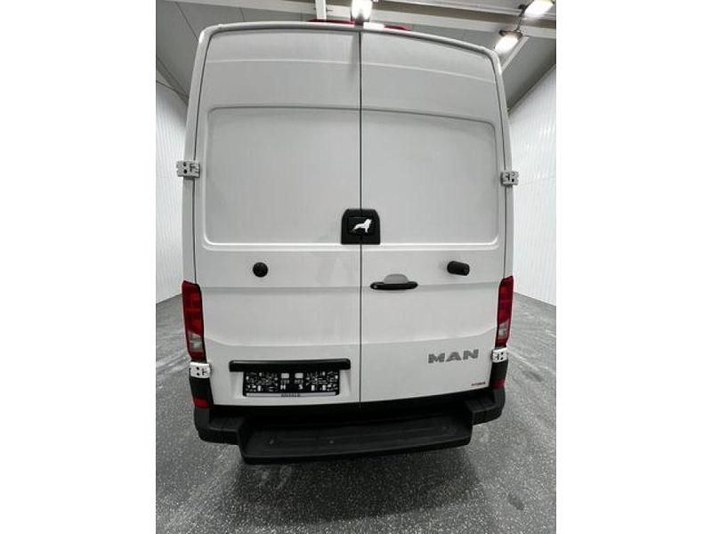 Gebraucht MAN TGE 140 PS (102 kW) 2023 Candyweiss Van