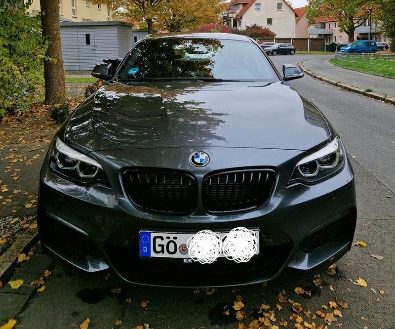 Grau Gebraucht 2020 BMW 218 M Sport Coupé | 22.999 € (Guter Preis) - Bild 1/4
