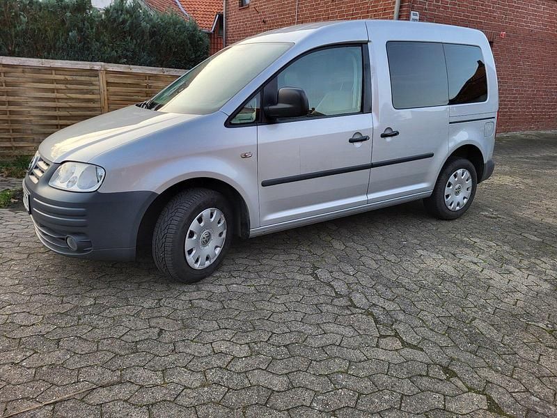 Gebraucht VW Caddy Life 105 PS (77 kW) 2009 Silber Van / Kleinbus