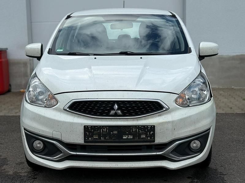 Gebraucht Mitsubishi Space Star 79 PS (58 kW) 2017 Weiß Kleinwagen