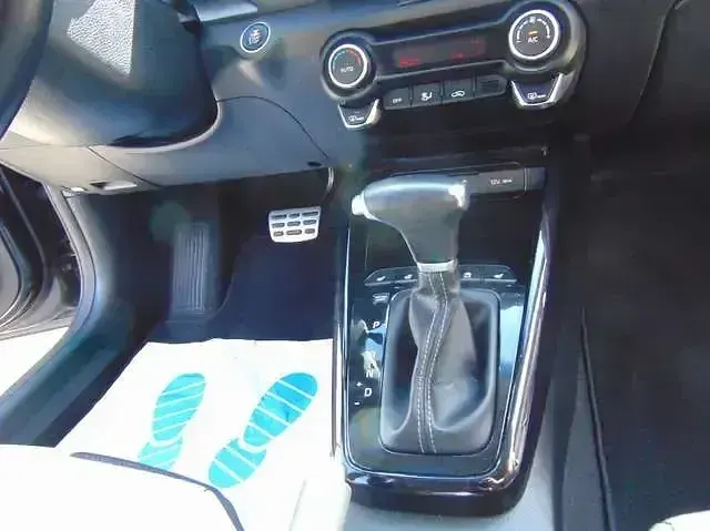 Gebraucht Kia Stonic Platinum Edition 120 PS (88 kW) 2019 Platingraphit SUV