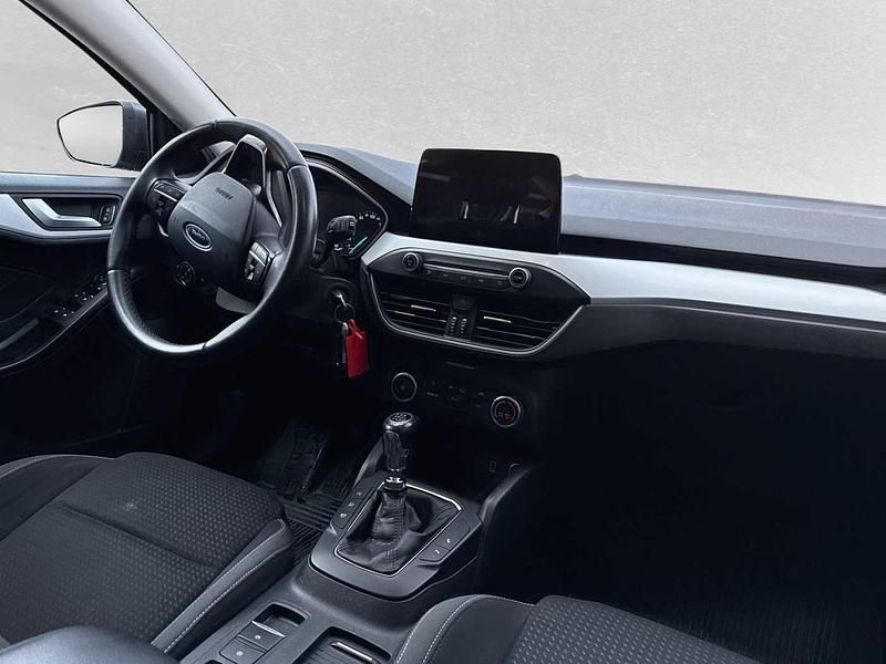 Occasion Ford Focus Cool & Connect 182 PK (133 kW) 2016 Zilver Hatchback