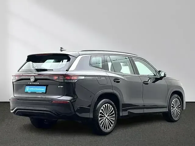 Gebraucht VW Tayron Life 150 PS (110 kW) 2025 Schwarz SUV