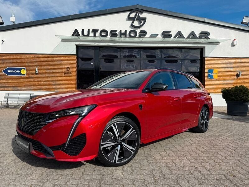 Rot Gebraucht 2024 Peugeot 308 GT Kombi | 22.590 € (Superpreis) - Bild 1/4