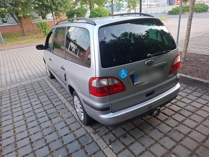 Gebraucht Ford Galaxy 136 PS (100 kW) 2002 Grau Van / Kleinbus