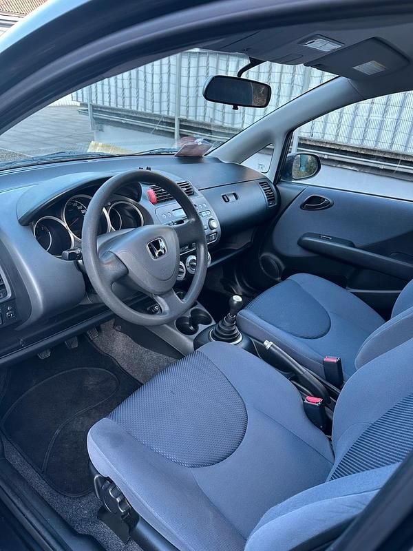 Gebraucht Honda Jazz 78 PS (57 kW) 2006 Schwarz Kleinwagen
