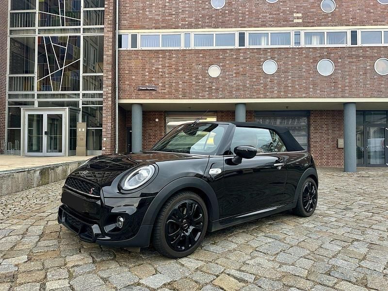 Schwarz Gebraucht 2019 Mini John Cooper Works Cabriolet Cabrio | 23.900 € (Superpreis) - Bild 1/4