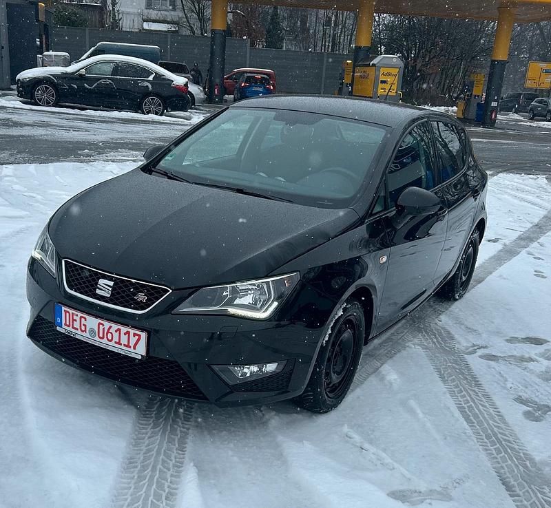 Schwarz Gebraucht 2017 Seat Ibiza FR Limousine | 6.500 € (Teuer) - Bild 1/4