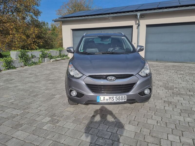 Gebraucht Hyundai ix35 Style 184 PS (135 kW) 2012 Grau SUV