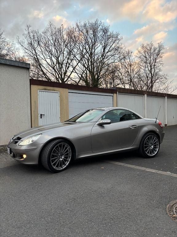 Gebraucht Mercedes SLK280 231 PS (169 kW) 2007 Silber Cabrio