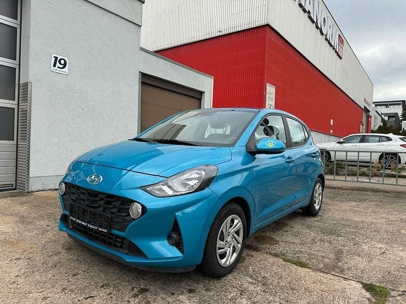 Blau Gebraucht 2022 Hyundai i10 Kleinwagen | 12.800 € (Superpreis) - Bild 1/4