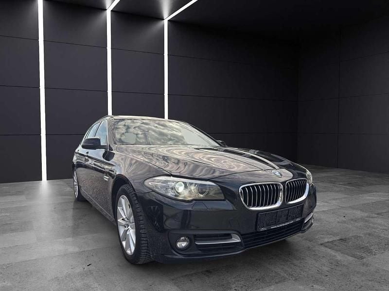 Gebraucht BMW 520 190 PS (139 kW) 2015 Schwarz Kombi