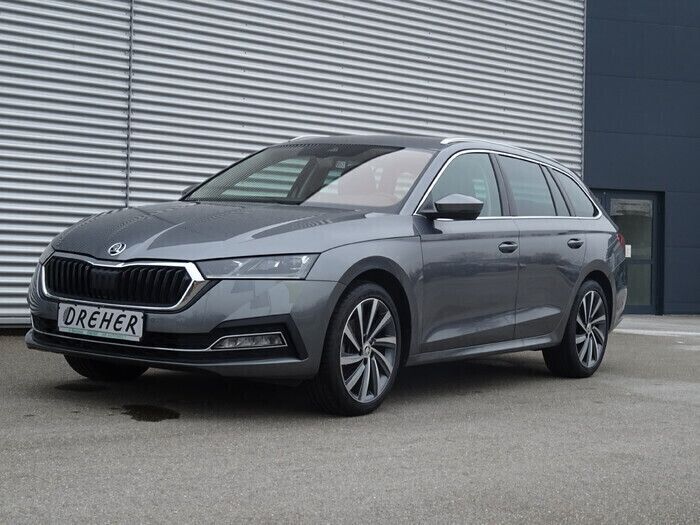 Graphite grau metallic Gebraucht 2023 Skoda Octavia Style Kombi | 27.790 € (Fairer Preis) - Bild 1/4