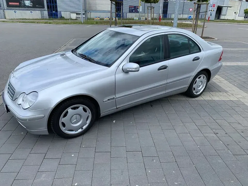 Gebraucht Mercedes 320 218 PS (160 kW) 2002 Grau Limousine