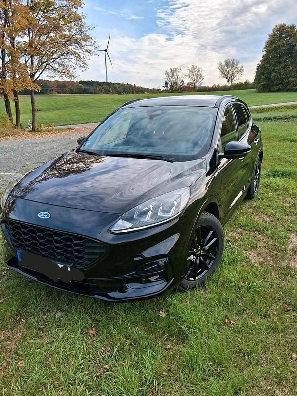 Schwarz Gebraucht 2022 Ford Kuga ST SUV | 25.500 € (Fairer Preis) - Bild 1/4