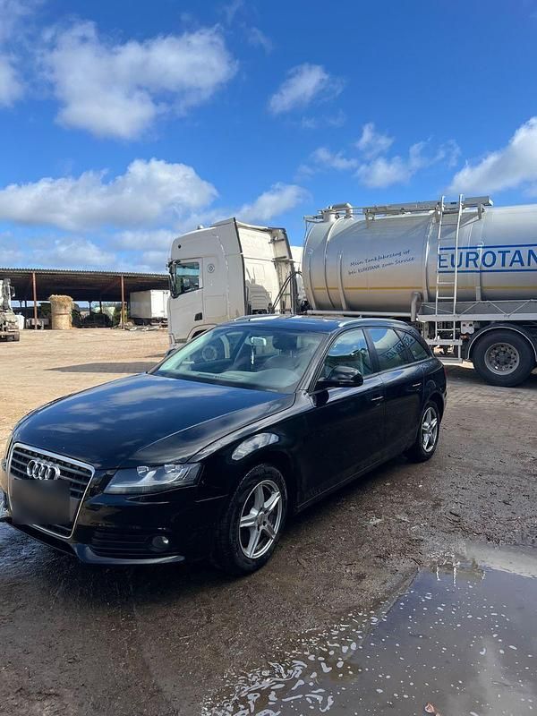 Usata Audi A4 120 CV (88 kW) 2009 Nero Station wagon