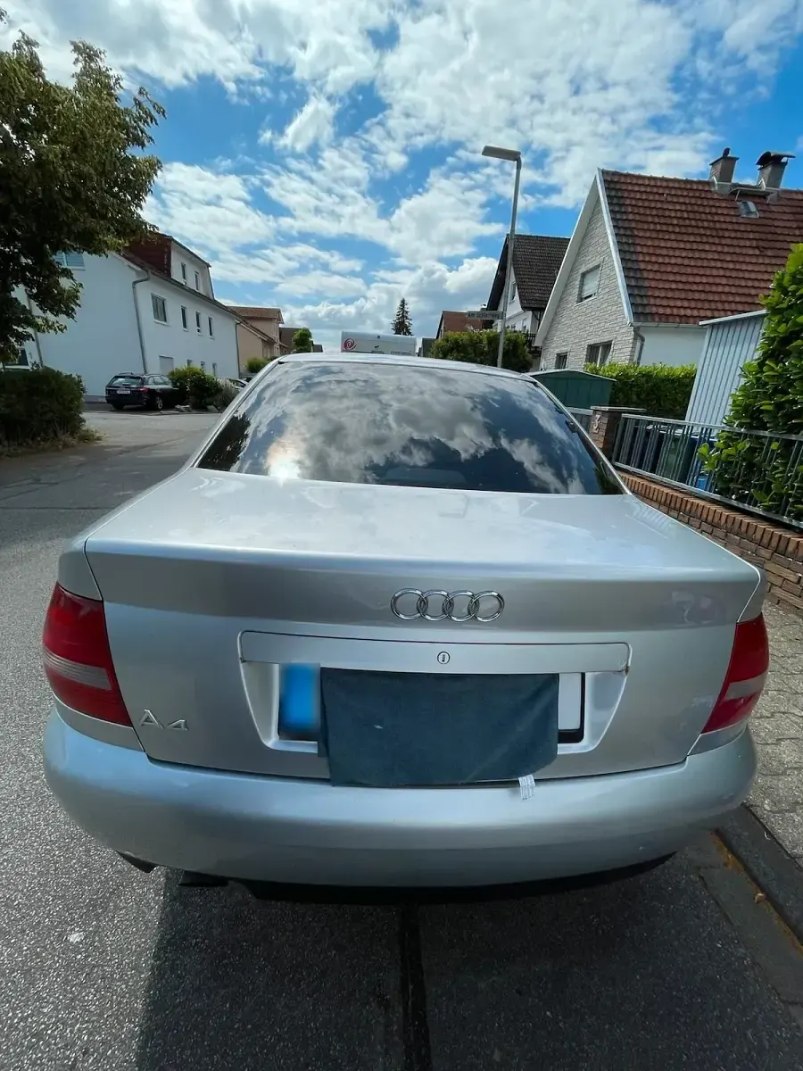 Gebraucht Audi A4 101 PS (74 kW) 2000 Grau Limousine
