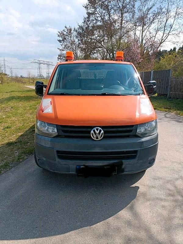 Second-hand VW T5 115 CP (84 kW) 2012 Portocaliu Van