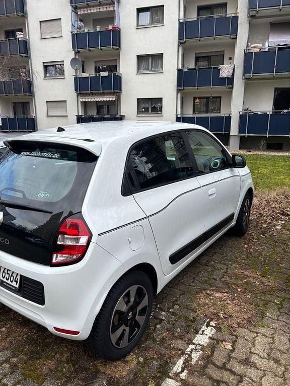 Gebraucht Renault Twingo LIMITED 69 PS (50 kW) 2018 Weiß Kleinwagen