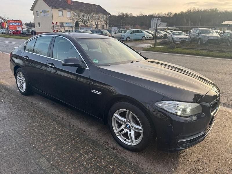 Gebraucht BMW 520 184 PS (135 kW) 2014 Schwarz Limousine