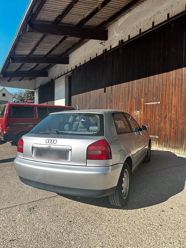 Gebraucht Audi A3 125 PS (91 kW) 1997 Silber Kleinwagen