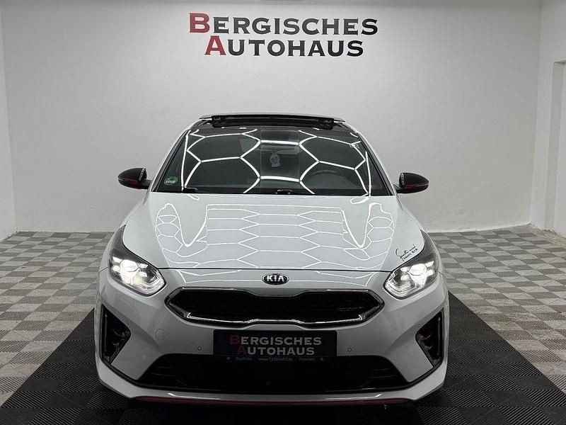 Gebraucht Kia ProCeed GT GT 204 PS (150 kW) 2019 Weiß Kleinwagen