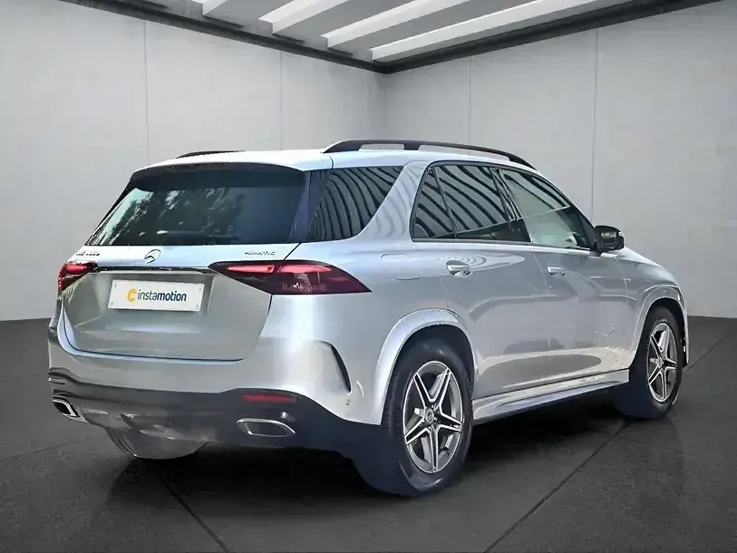 Gebraucht Mercedes GLE400 252 PS (185 kW) 2025 Silber SUV