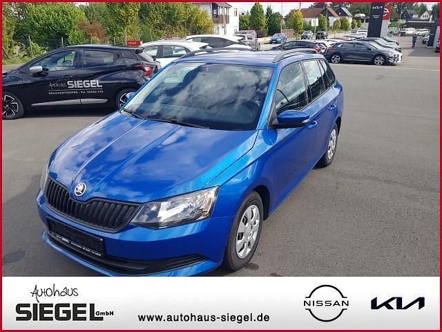Blau Gebraucht 2018 Skoda Fabia Active Kleinwagen | 9.990 € (Fairer Preis) - Bild 1/4