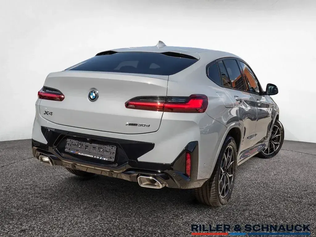 Neu BMW X4 M Sport 286 PS (210 kW) 2026 Grau SUV