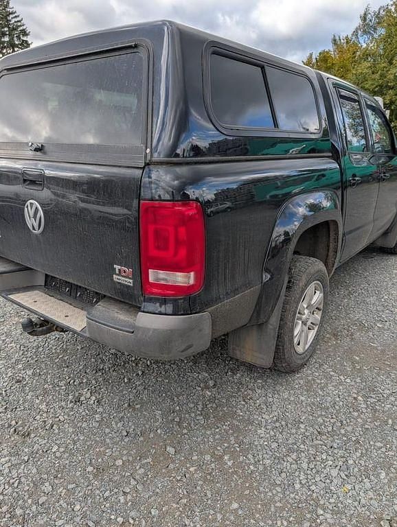Gebraucht VW Amarok 163 PS (119 kW) 2010 Schwarz Pickup